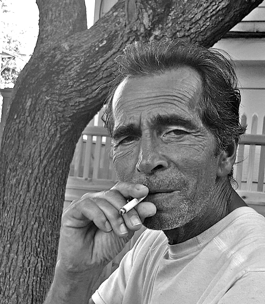 why do cigarettes make you have to poop Nicotine and Digestion: Does Nicotine Make You Poop?
